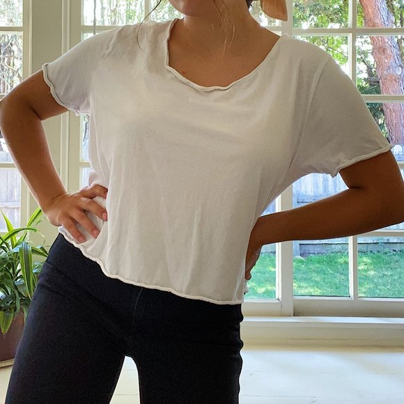 Basic White Tee - Picture 2 of 7